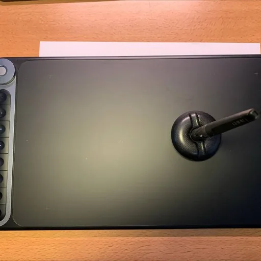 HUION Q620M graphics tablet