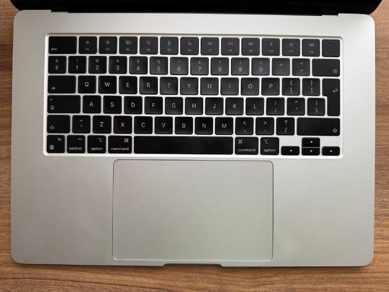 MacBook Air 15" M2 8GB 512GB Silver 3