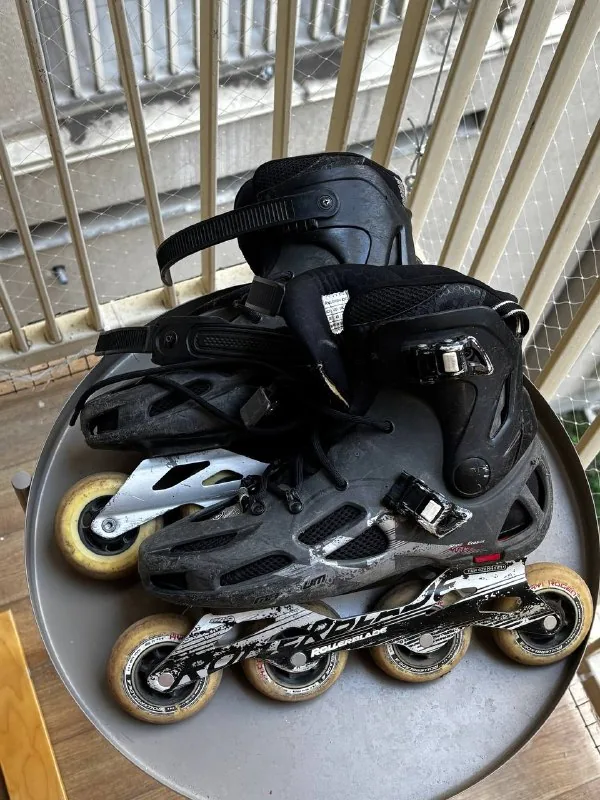 Ролики Rollerblade 43 размер 1