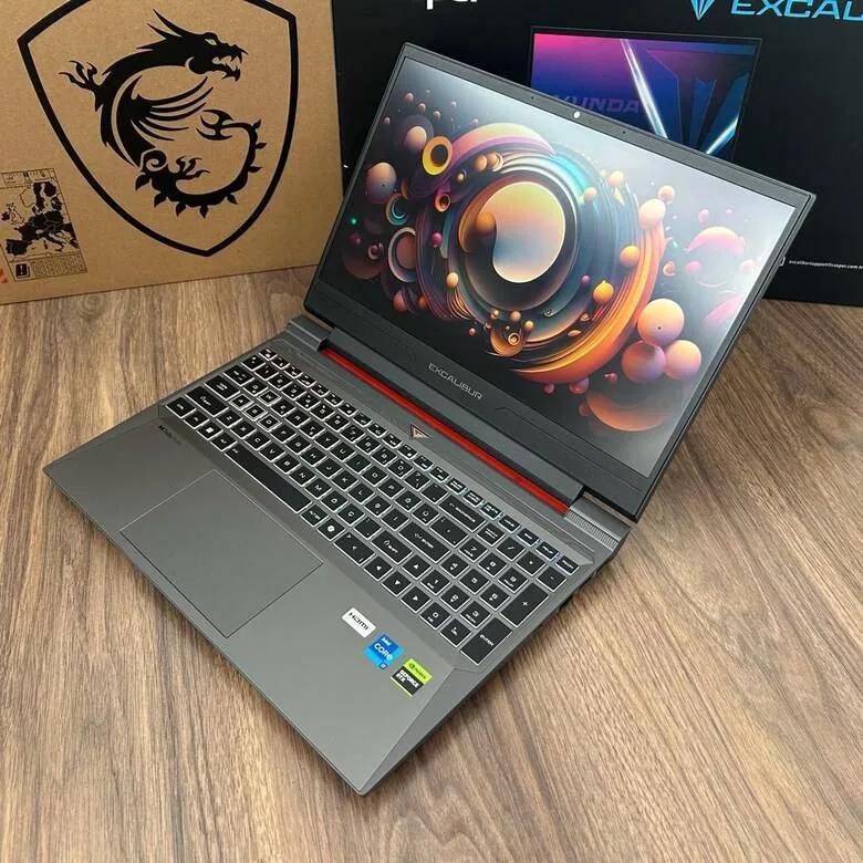 Игровой ноутбук Excalibur G870 1
