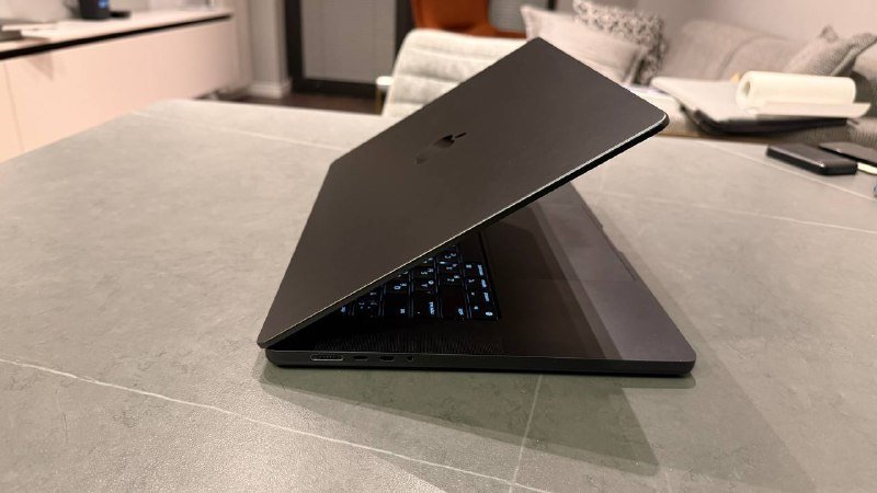 MacBook М3 PRO 16 дюймов 18 ГБ 512 ГБ SSD