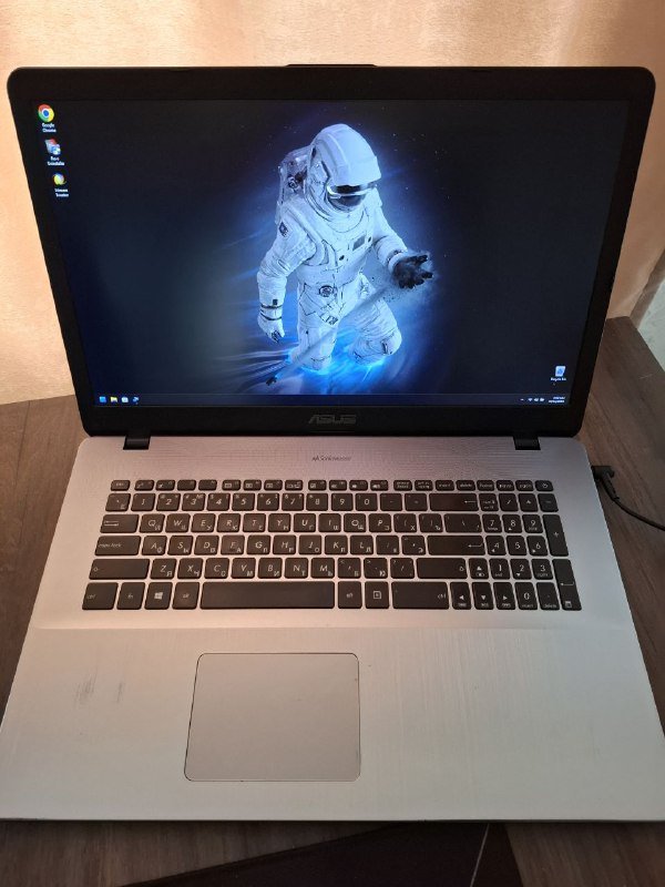 Ноутбук ASUS Vivobook 17 X705UBR