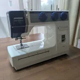 Швейная машинка Janome SP903, нитки, иглы, масло, катушки 2