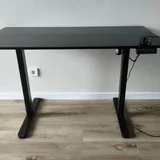Height-adjustable desk 2