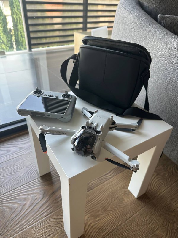 Квадрокоптер DJI Mini 3 Pro, контроллер, сумка, карта MicroSD