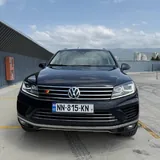 Volkswagen Touareg 2015 1