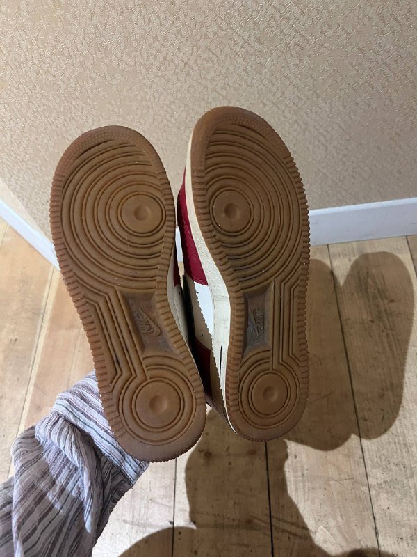 Кроссовки оригинал 41 размер кожа, с потертостями 3