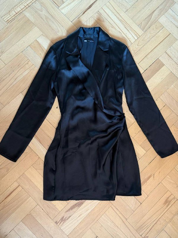 Черное платье, коричневое платье, платье-рубашка, платье в горошек, мини платье, белое платье, атласное платье, бежевый свитер, серый свитер 8