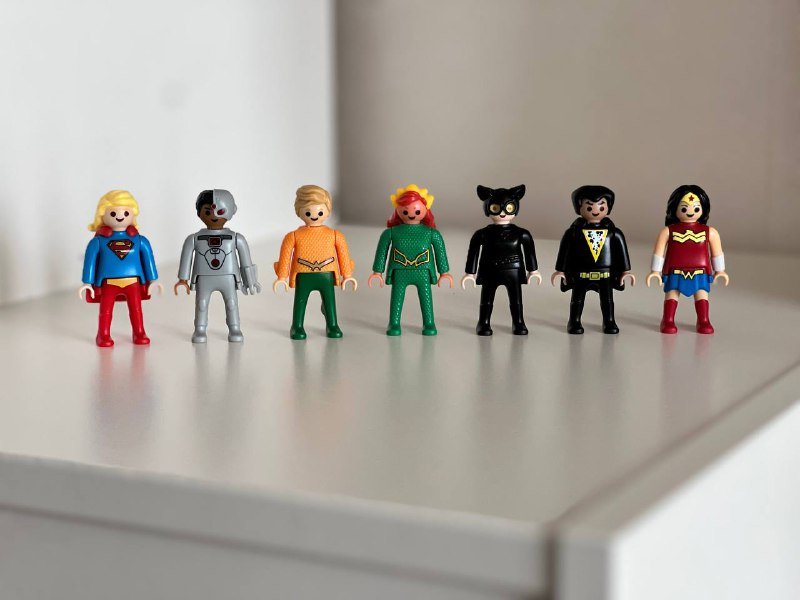 Коллекция kinder surprise DC Playmobil, обмен игрушек Джокер Робин Зеленый Фонарь