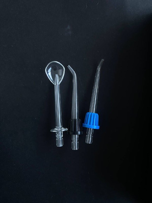 Ирригатор CS medica портативный с насадками 2