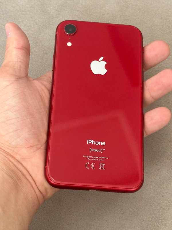 iPhone XR Product Red 5