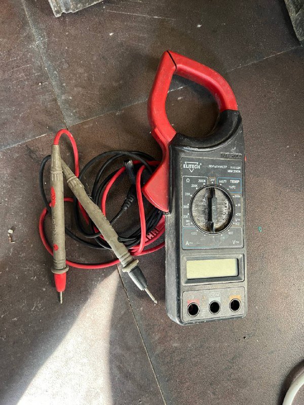 Станок, углекислородный баллон, зарядка, динамометрический ключ, набор головок с трещеткой, набор головок, вороток, набор инструментов, набор ударных головок, мультиметр клещи 10