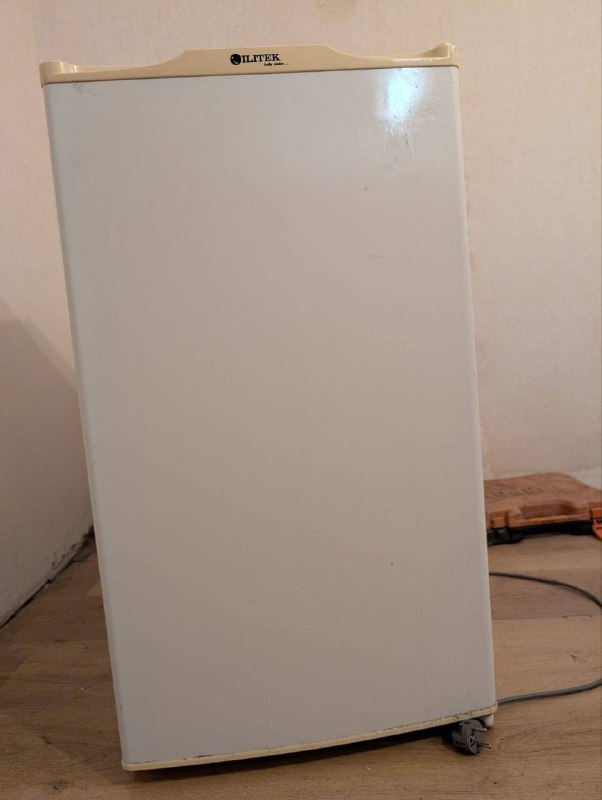 Холодильник ILITEK FRIDGE IL-97 W компактный тихий 2
