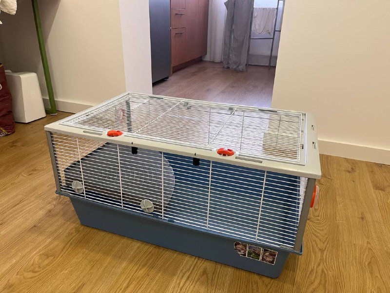 клетка FERPLAST для грызунов с деревянным декором