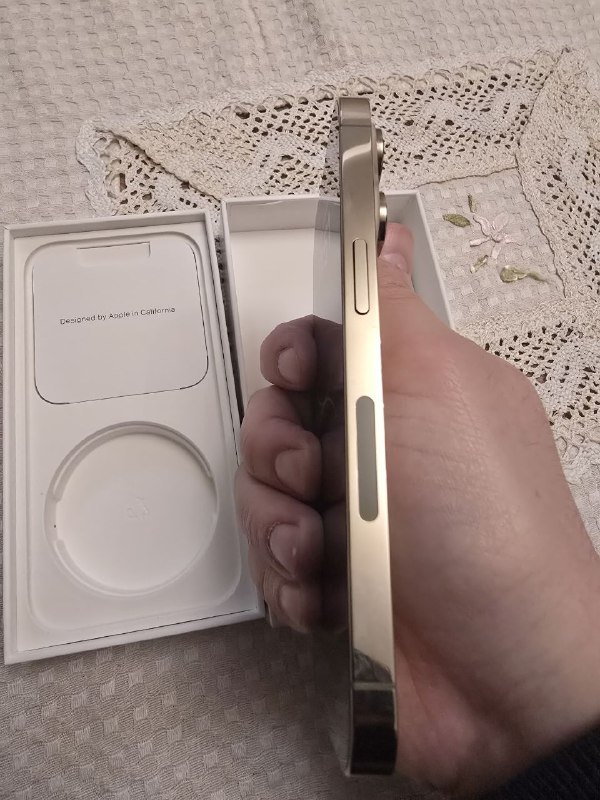 iPhone 14 pro gold 128 Gb 4