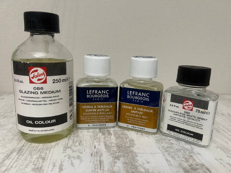 Медиум, глянцевый и матовый лаки, вайт спирит для масла