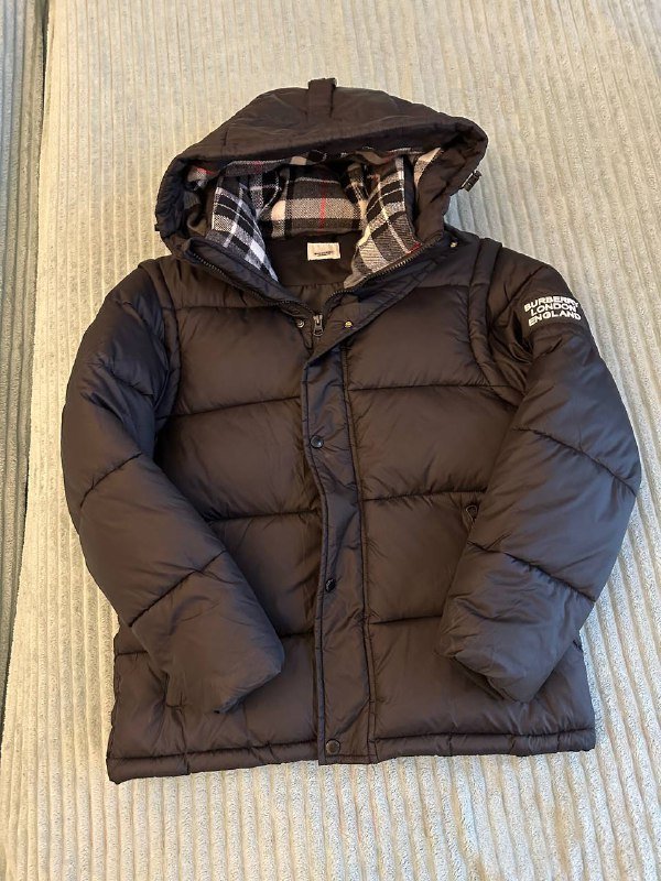 Tech fleece zip up hoodie XS, Burberry puffer M 8