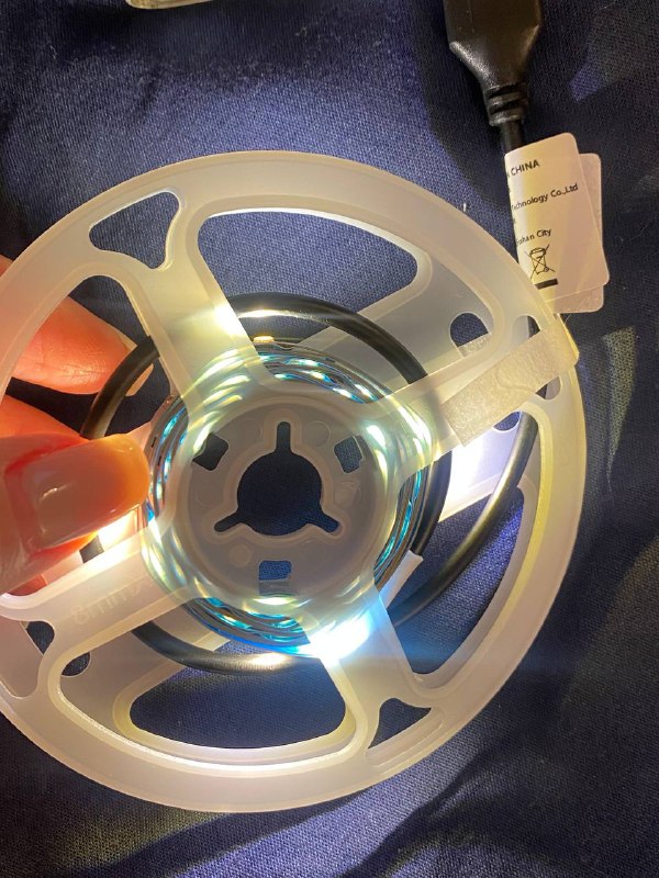 Светодиодная лента 2м, 3м, защитная насадка для провода 4