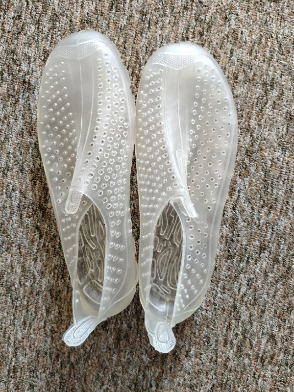 Расческа, корралки, кепка для собаки, спрей SPF, лак, крем для чистки серебра 4