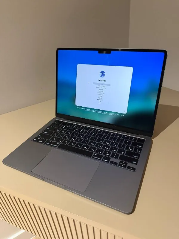 MacBook Air 13 M2 1