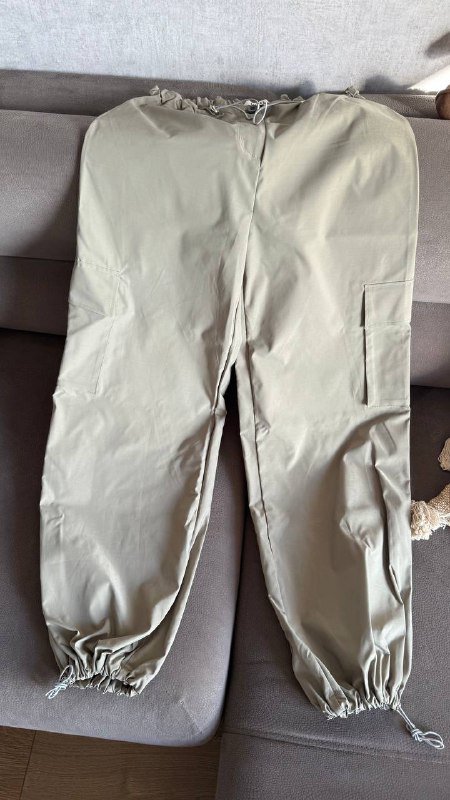 Кожаные ботинки, брюки, туфли, платья, свитеры, сумка 2