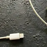 Оригинальные проводные AirPods с разъемом Lightning 3
