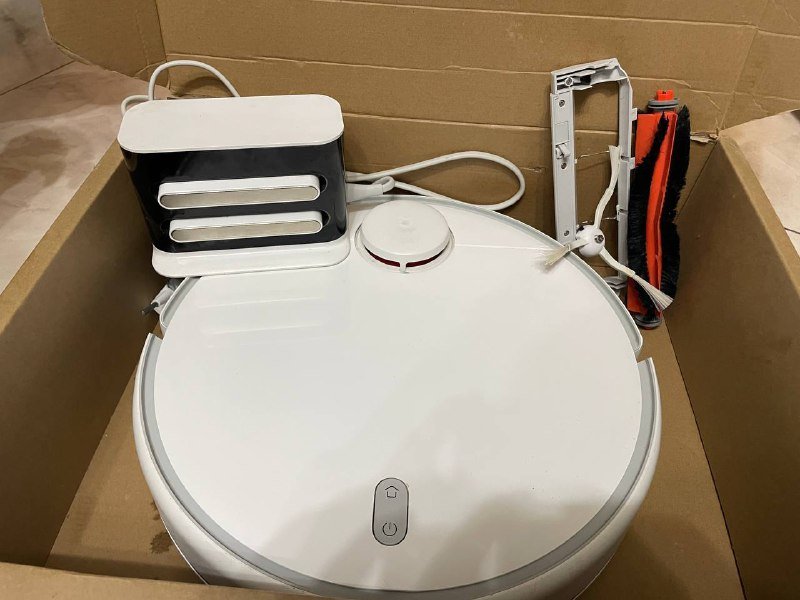 Робот пылесос 2