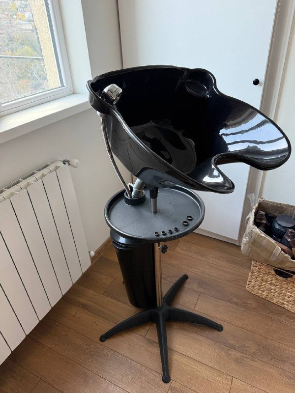 передвижная мойка с резервуаром для воды