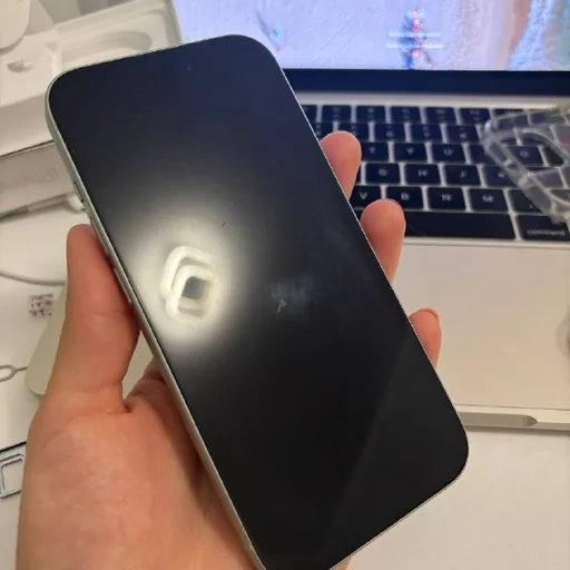 iPhone 15, 128 GB
