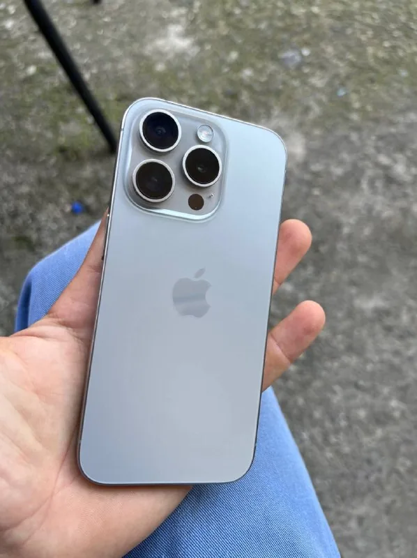 iPhone 15 Pro 128 ГБ 1