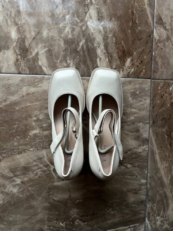 Туфли Lichi 38 размер белые 3