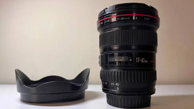 Объектив Canon EF 17-40mm f/4 L 1