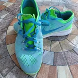 Женские кроссовки NIKE 3