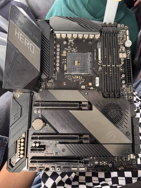 Материнская плата ASUS ROG Strix X470