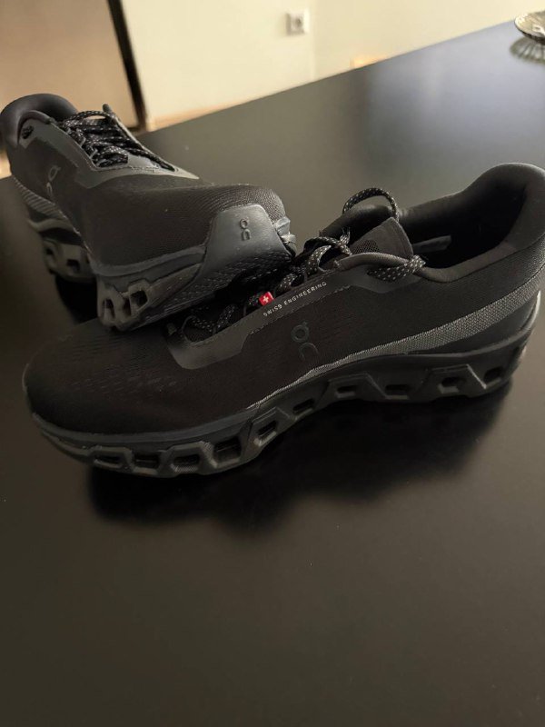 Мужские кроссовки On Running Cloudmonster 2 3