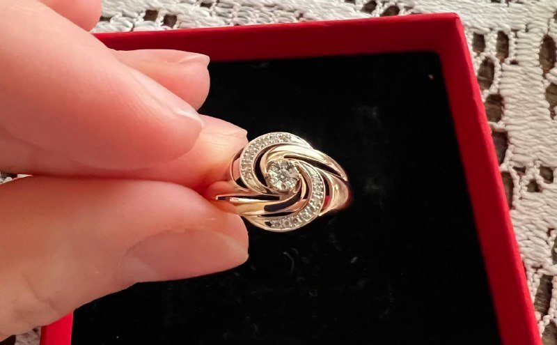 Золотое кольцо 585 пробы, размер 17