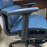 Orthopedic chair with 7 adjustments 2