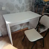 Стол стеклянный, стулья, столы, деревянные плитки, зеркало 2