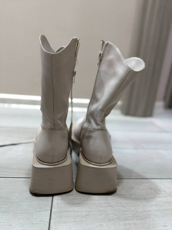 ботинки деми Charles & Keith, размер 40 4