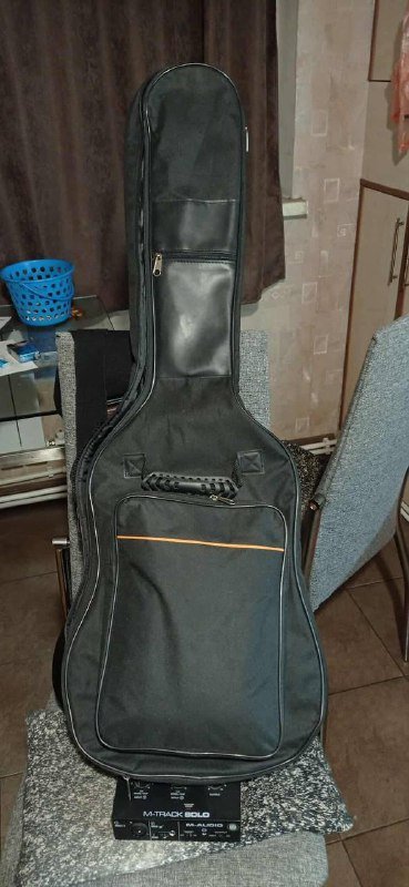 Электрогитара Ibanez Gio с аксессуарами 3