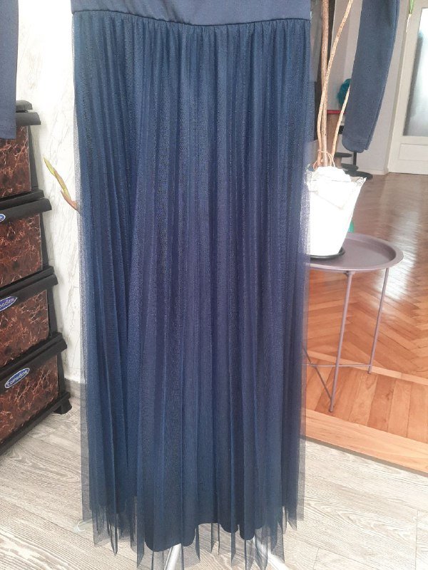 Платье темно-синее 36 размер с плиссированной юбкой 2