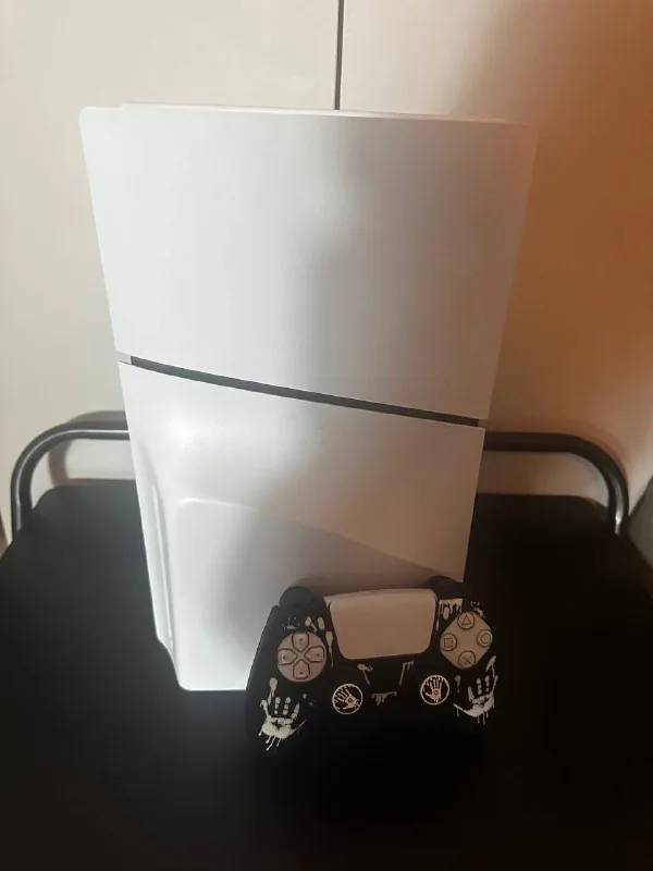 Sony PlayStation 5, диск Resident Evil Village