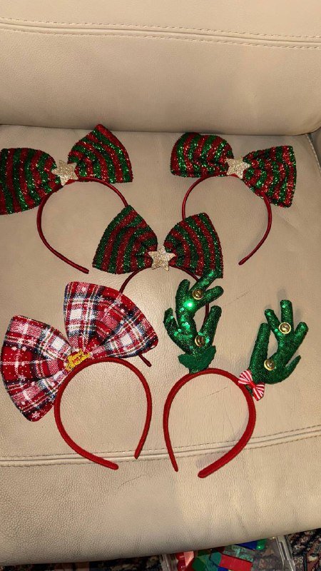 Новогодние игрушки шарики, ободочки, резиновые игрушки 7