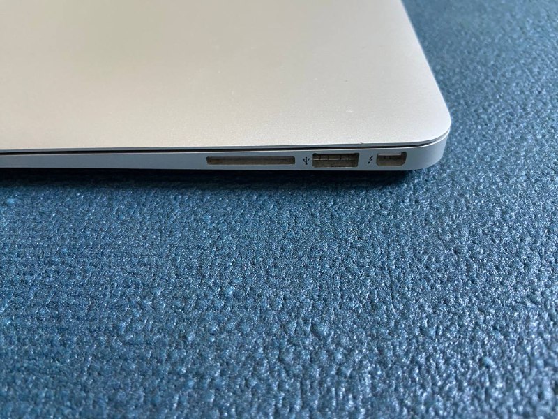 MacBook Air 2013 8GB RAM 120GB SSD 2