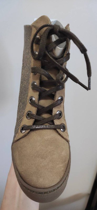 Кроссовки Coral, Tucino, ботильоны Carinii женские натуральная кожа 9