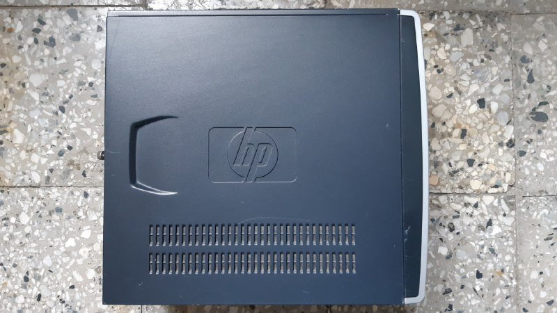 Старый компьютер Pentium 4 с играми 4