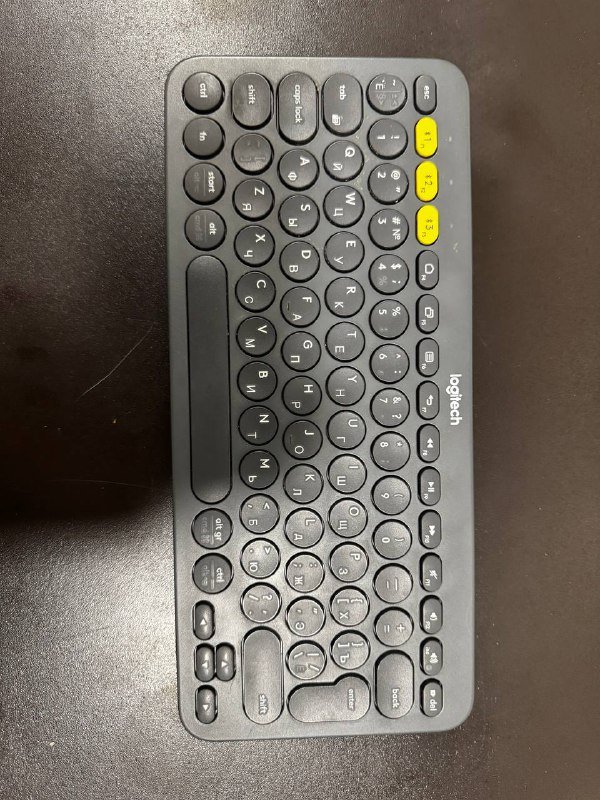 Клавиатура Logitech K380 Bluetooth, виниловые пластинки Imagine Dragons, Billie Eilish, Måneskin