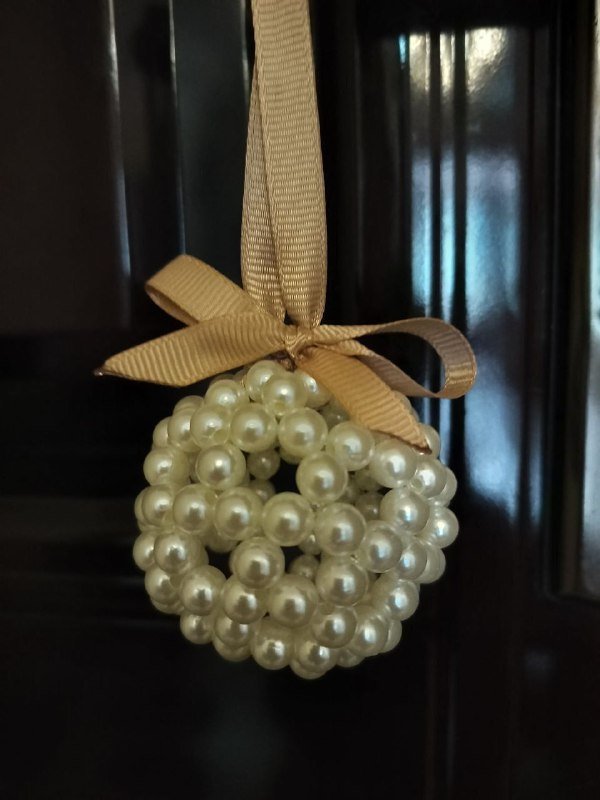 Рождественская гирлянда, елочные украшения, снежинки, шары, снеговичок 9