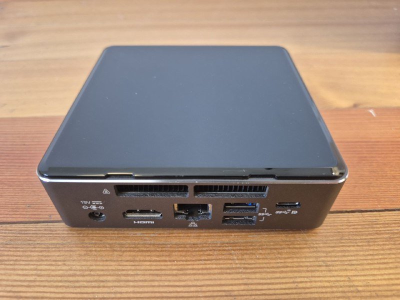 Mini PC Intel NUC i3 7100 2