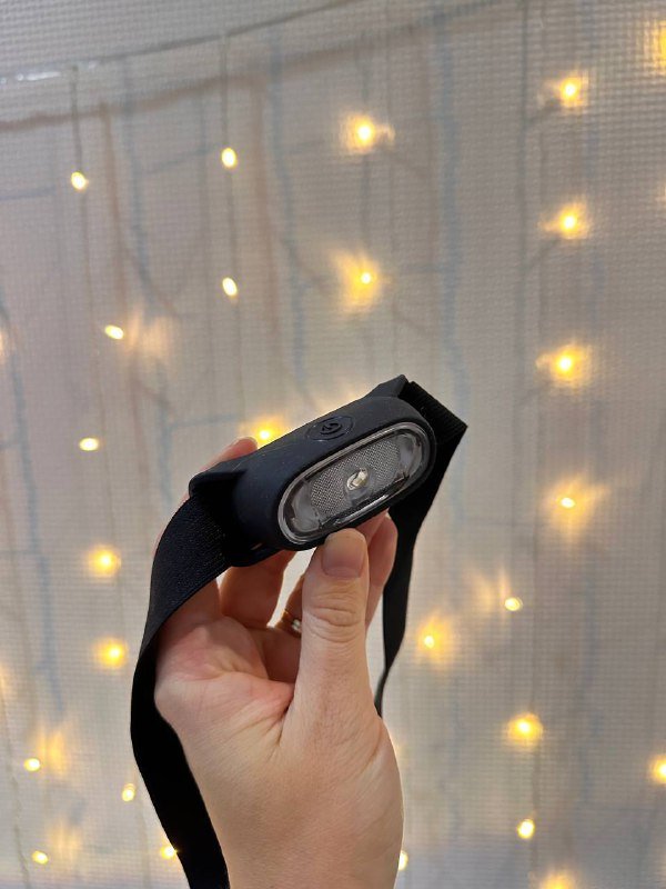 Коврик туристический, поло Adidas, брюки Outventure, шорты Nike, кроссовки Adidas, сандали, миски Northland, ложка-вилка, фонарик, светильник кемпинговый 5